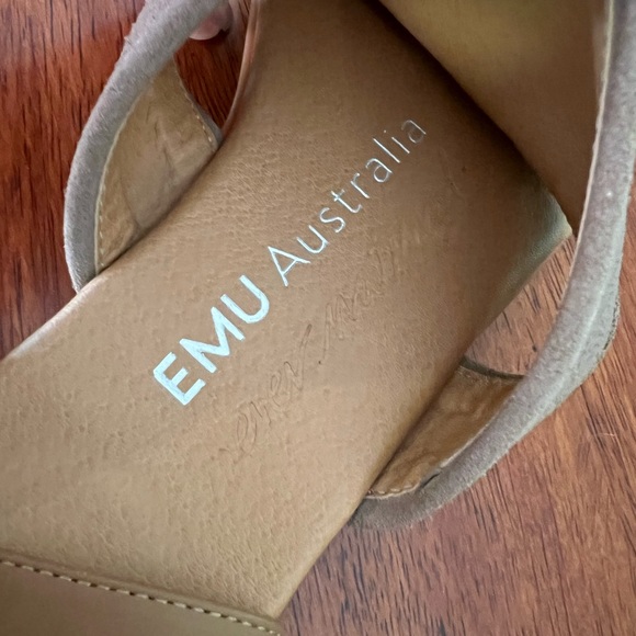 Emu Australia sandals - Picture 2 of 3